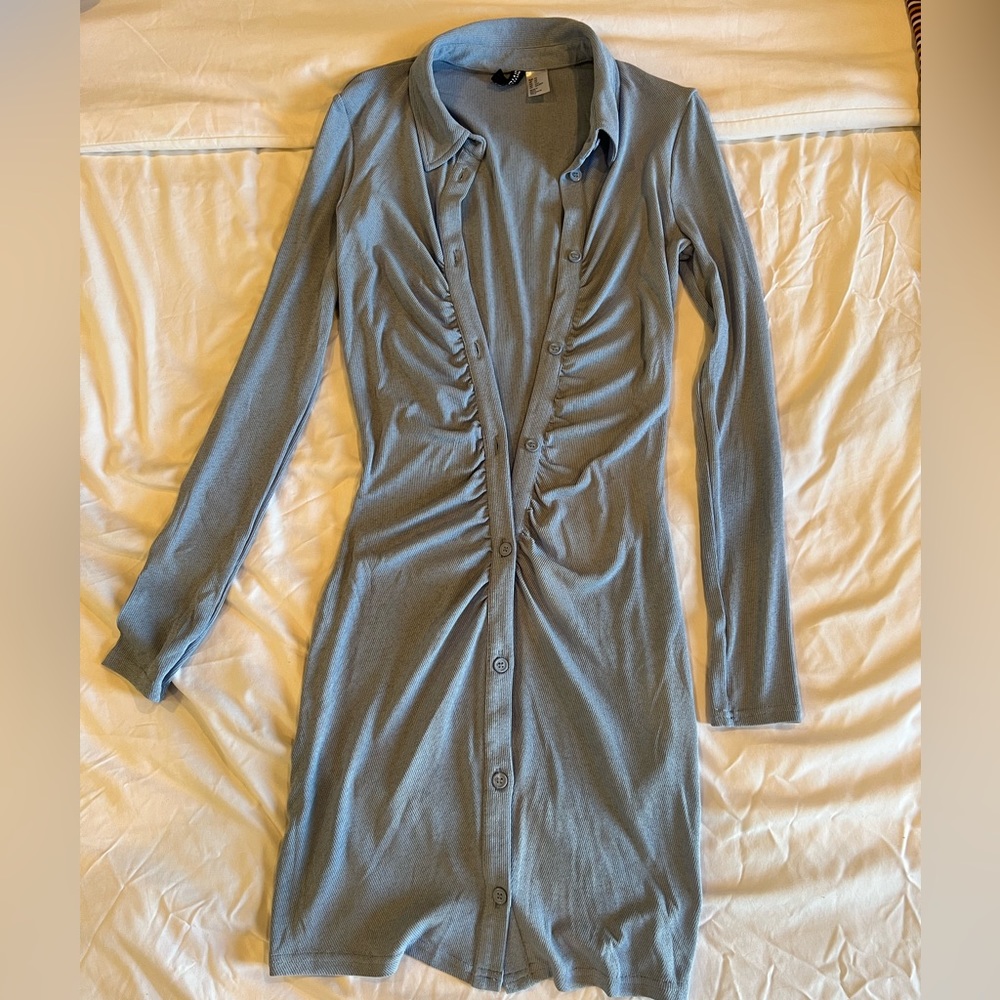 H&M light blue long sleeve button up dress